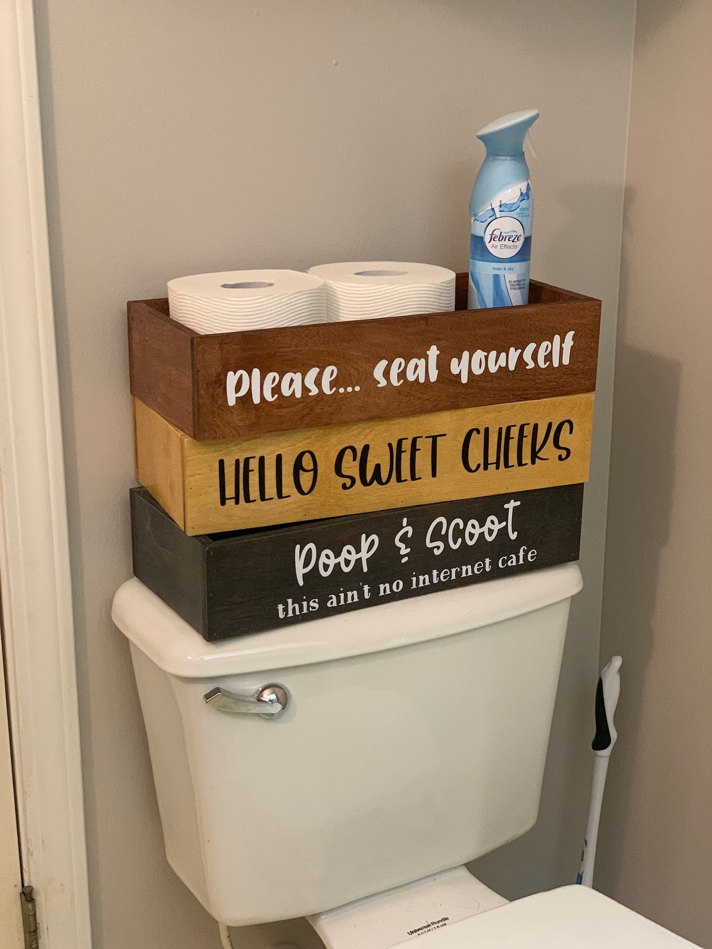 Toilet Topper